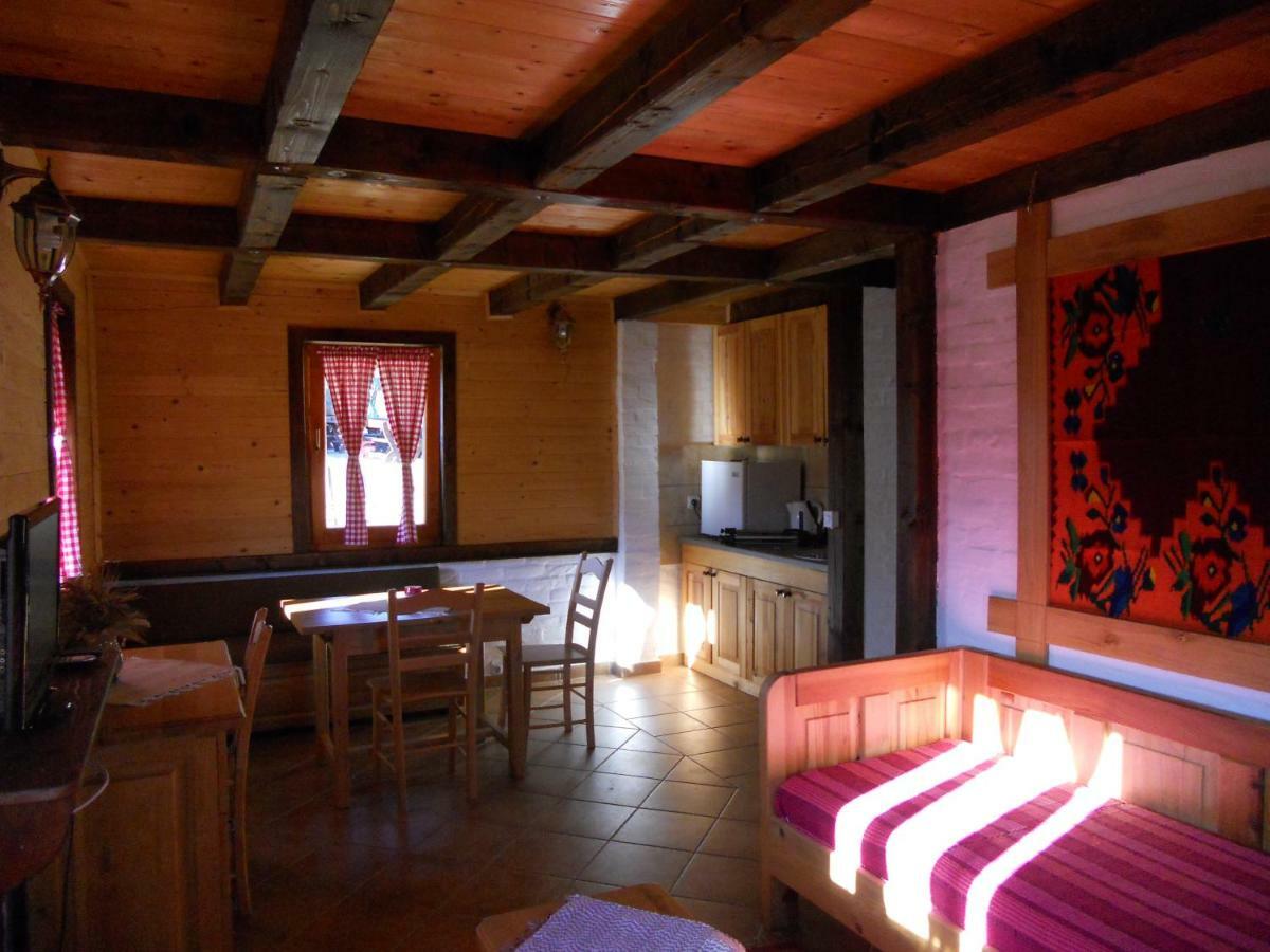 Hotel Eko Selo Kostunici Zewnętrze zdjęcie